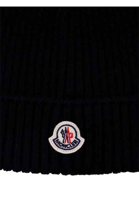 Berretto In Lana a Costine Nera Con Patch Logo MONCLER ENFANT | 954-3B00009 M1131999